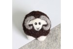 Hawthorn Handmade - Mini Needle Felting Kit - Black Sheep Brooch