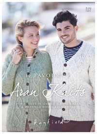 Sirdar 0519 12 Favourite Aran Knits for Adults (booklet)