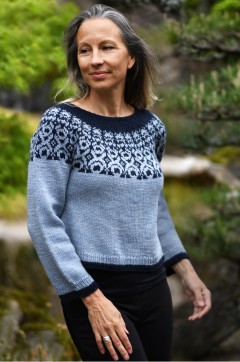 Cascade W814 - First Frost Pullover by Kelly Forster in 220 (downloadable PDF)