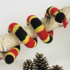 Caron - Coral Snake Toy in Simply Soft (downloadable PDF)