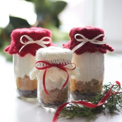 Caron - Gift Jar Toppers in Simply Soft (downloadable PDF)