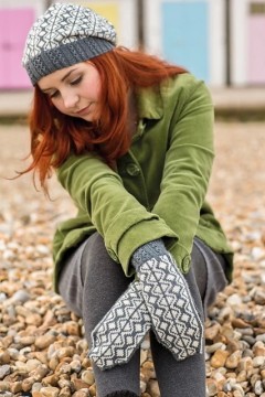 Fyberspates - Divelish - Hat and Mittens by Rachel Coopey in Scrumptious 4 Ply (downloadable PDF)