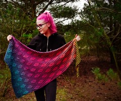 Christina Hadderingh - (US) Glowing Leaf Shawl in Scheepjes Whirl and Whirlette (downloadable PDF)