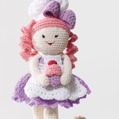 Sugar 'n Cream - Baker Lily Doll in Solids (downloadable PDF)
