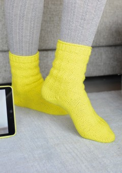 Regia - Socks with Textured Pattern in Regia 6 Ply (downloadable PDF)