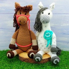 Wee Woolly Wonderfuls Sundance and Storm the Horses in Stylecraft Special Chunky (leaflet)