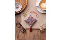 Linen Folk Collection - Decoration (Cross Stitch Kit)