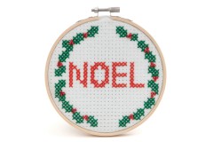 Trimits - Felt Cross Stitch Christmas Hoop - Noel (Cross Stitch Kit)