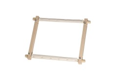 Elbesee Wooden Rotating Tapestry Frame, 15.2 x 22.9cm / 6 x 9in
