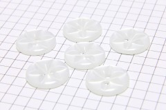 Round Flower Effect Buttons, Pearlescent White, 16.25mm (pack of 6)