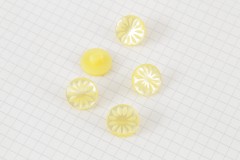 Round Petal Effect Buttons, Pearlescent Yellow, 15mm (pack of 5)