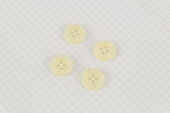 Round Pearlescent Buttons, Rimmed, Cream, 17.5mm (pack of 4)