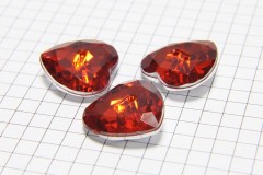 Crystal Heart Buttons, Red, 20mm (pack of 3)