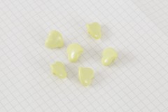 Heart Shape Buttons, Yellow, 15mm (pack of 6)
