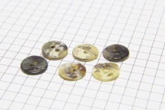 Round Shell Buttons, Natural, 11.25mm (pack of 6)