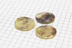Round Shell Buttons, Natural, 20mm (pack of 3)