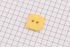 King Cole BT479 - 'Cottonsoft' - Square Button, Plastic, 2 Hole, Yellow, 30 ligne, 19mm