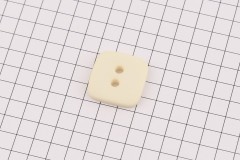 King Cole BT481 - 'Cottonsoft' - Square Button, Plastic, 2 Hole, Ecru, 30 ligne, 19mm