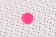 King Cole BT536 - 'Jitterbug' - Round Button, Plastic, 2 Hole, Neon Pink, 28 ligne, 18mm