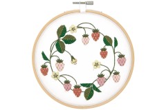 Rico - Strawberry Wreath (Embroidery Kit)