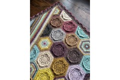 Cypress Textiles - Dutch Rose Blanket (Scheepjes Yarn Pack)